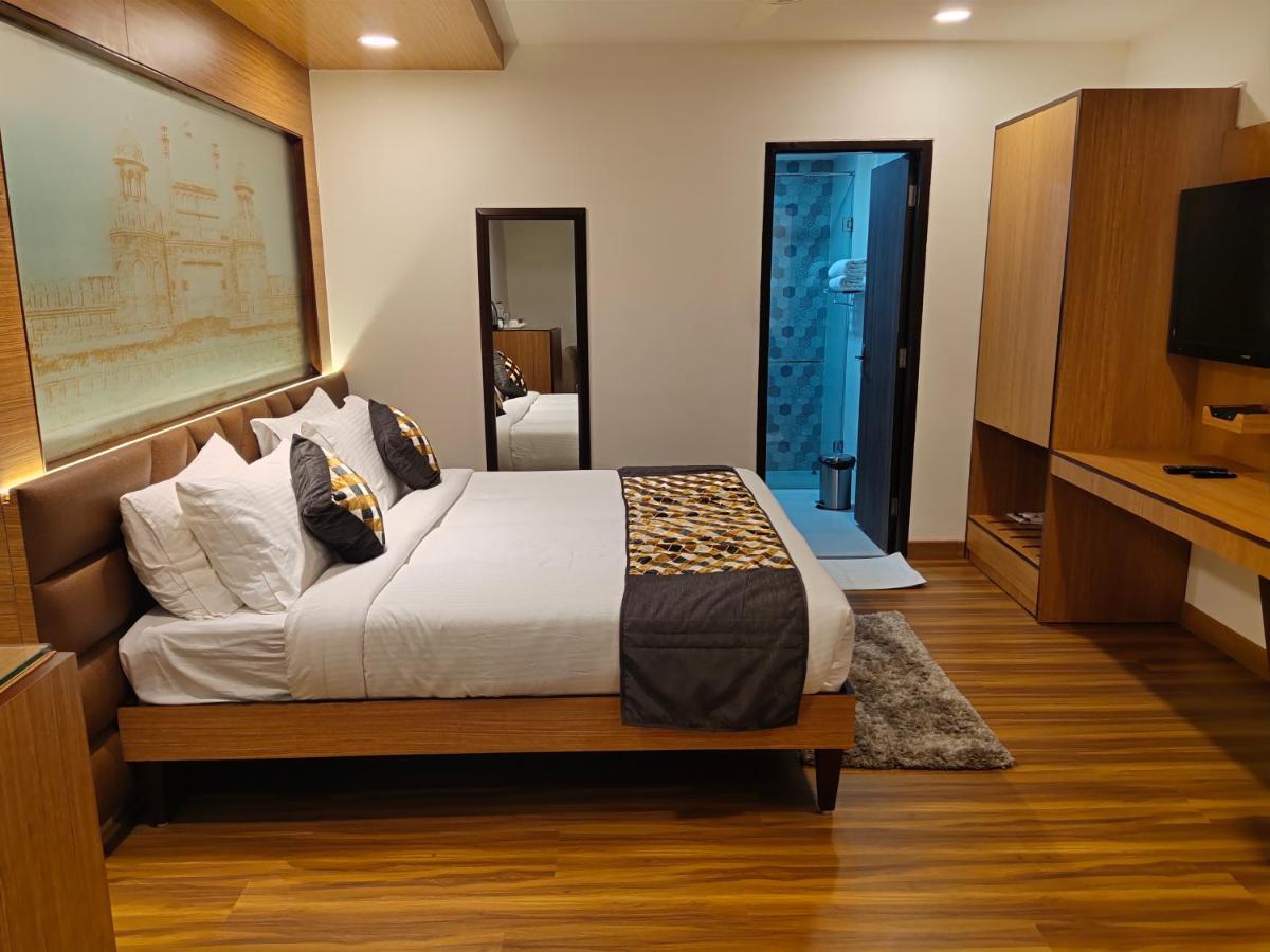 Delhieez - A Boutique Hotel New Delhi Exterior foto
